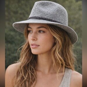 Lucky brand grey hat, tried on never worn fidora